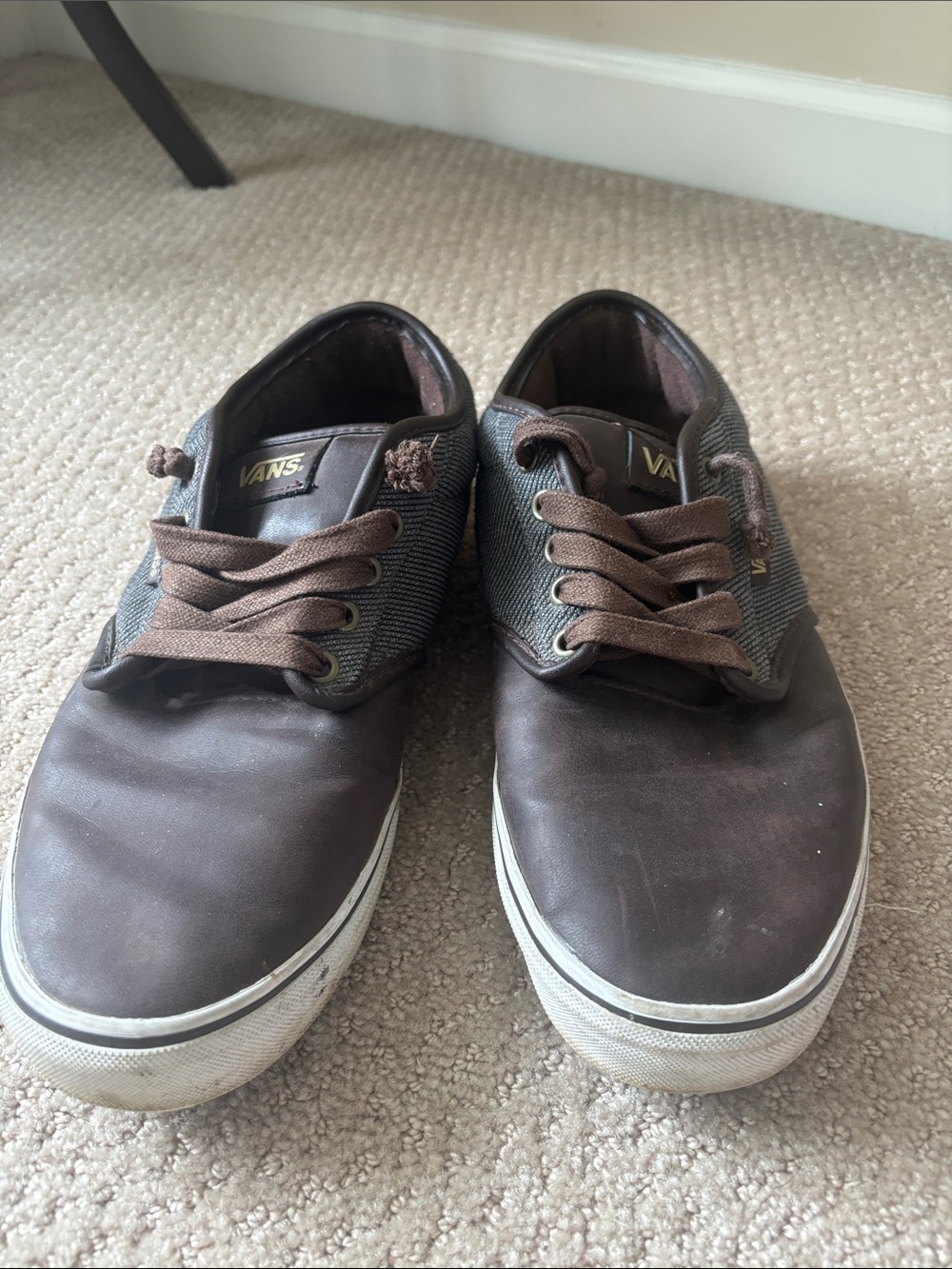 Men’s Brown Vans size 10 1/2 M Good used condition